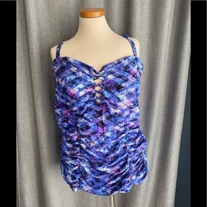 Torrid swim tankini top